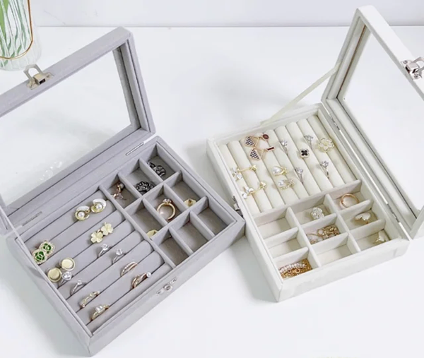 Boîte à bijoux en velours