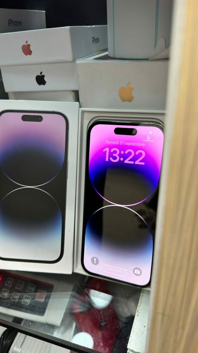 *iphone 14 pro 256g état super propre :