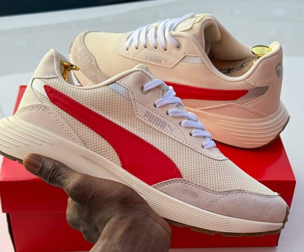 Chaussures pumas