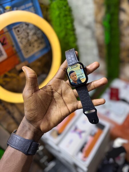 DERNIÈRE WATCH SÉRIE 10 PLUS