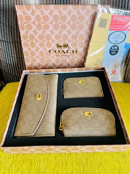 portefeuille en coffret 3en1