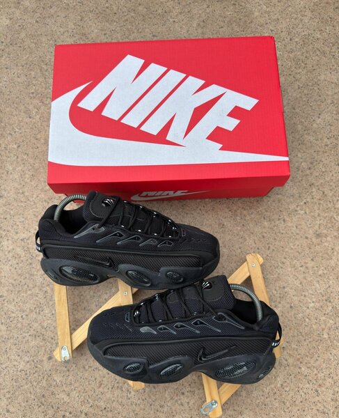 Chaussures Nike noires unisexes