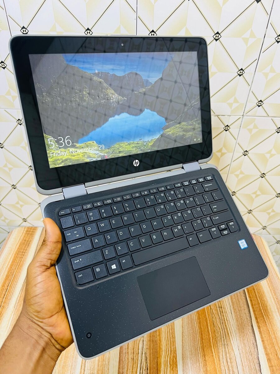 *HP PROBOOK X360 11 G4 EE*used