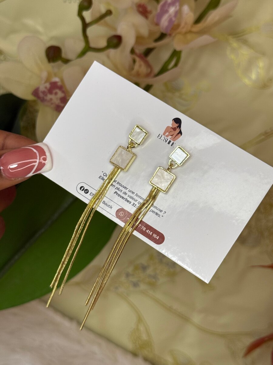 Boucles d'oreilles pendantes élégantes