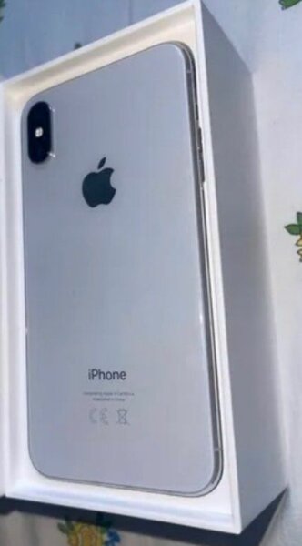 iPhone X 64GB Argent