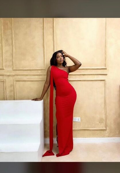 Robe longue élégante rouge