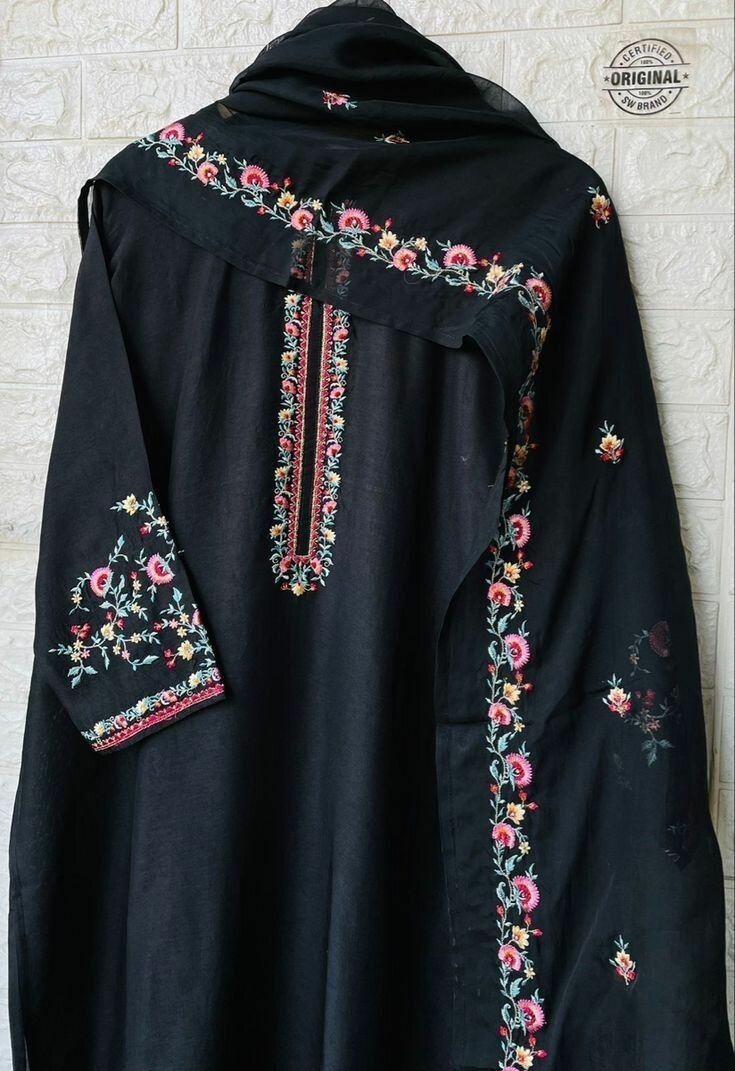 Khaddar 3 peace suit