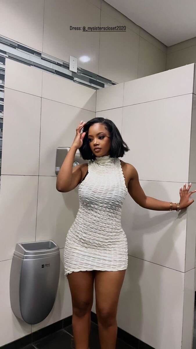 Robe élégante à manches longues