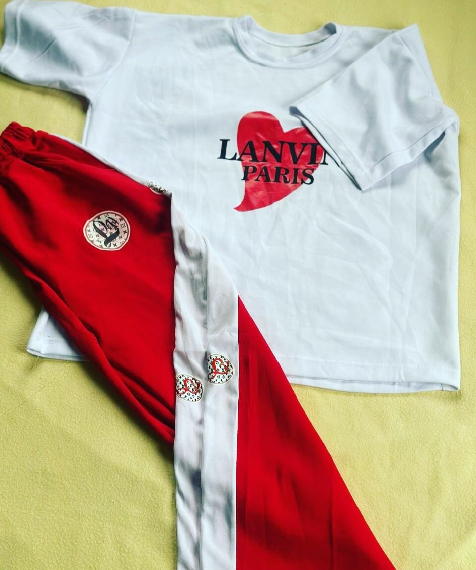 Men's T-shirt and trouser