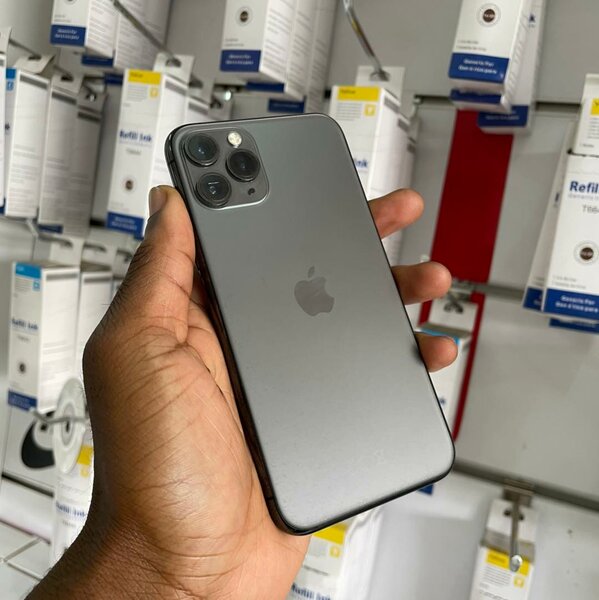  Apple iPhone 11 Pro 64GB Silver