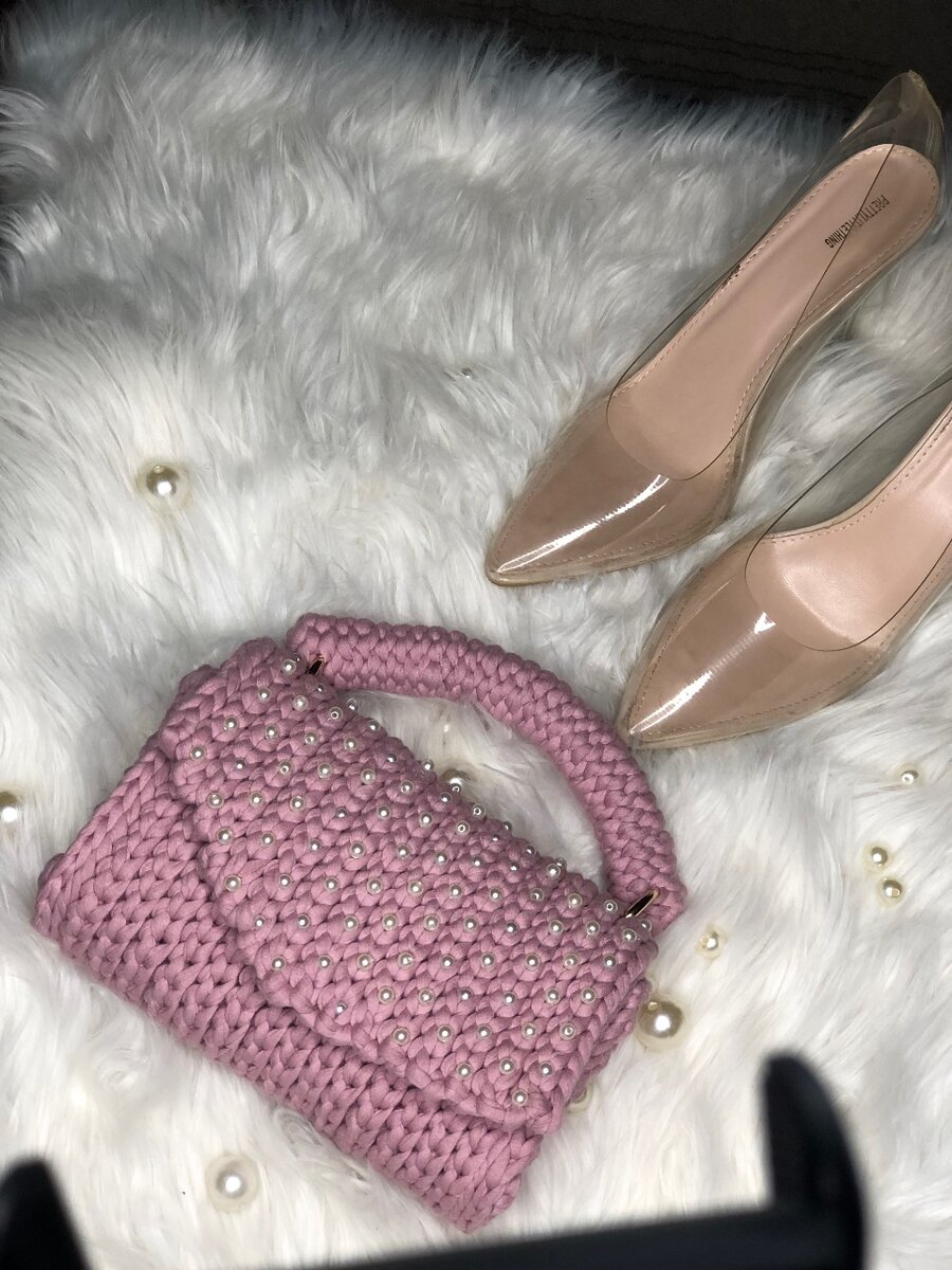 Crochet ladies hand bag