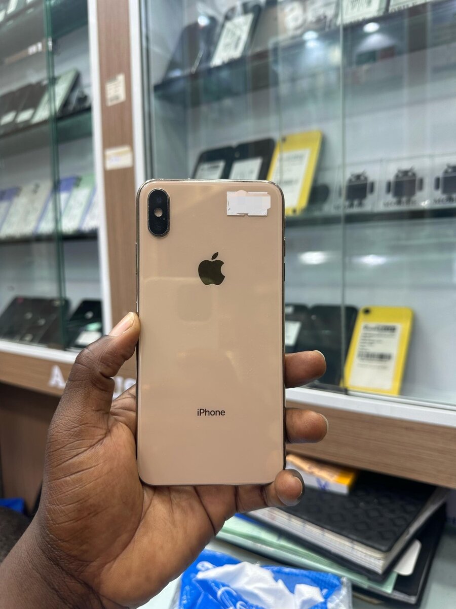 Iphone Xs max 64 giga