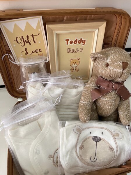 Чемоданчик для новорожденных