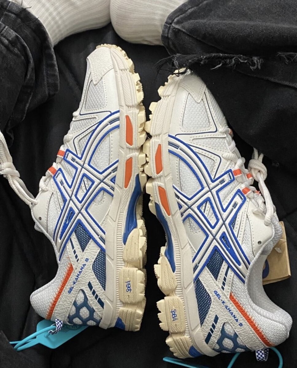Asics Gel Sneakers