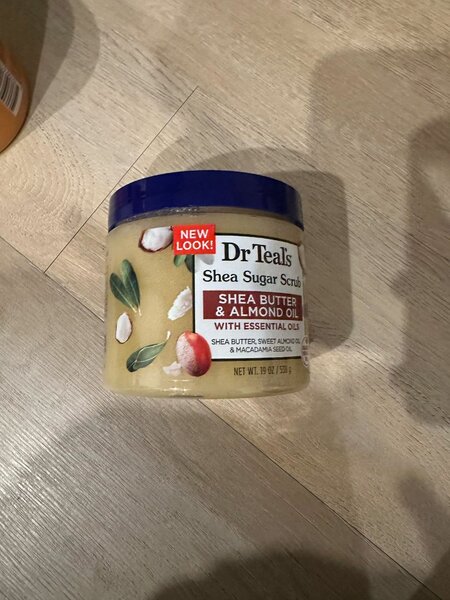 Dr Teal's sugar scrub