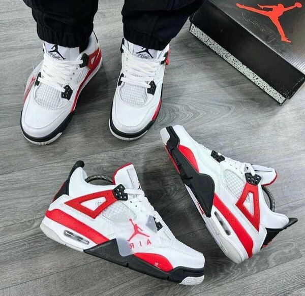 Nike Jordan 4