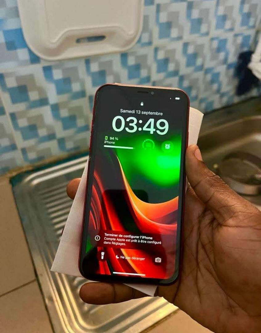 iPhone XR Rouge 64GB