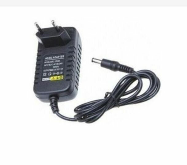 Chargeur adaptateur 12v
