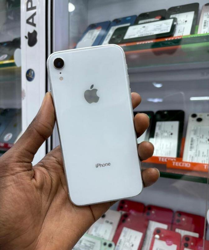 iPhone XR Blanc 64 Go