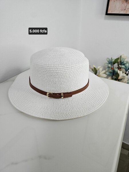 Chapeau d'été en paille