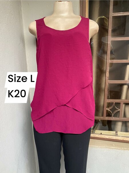 Sleeveless Shirt Pink