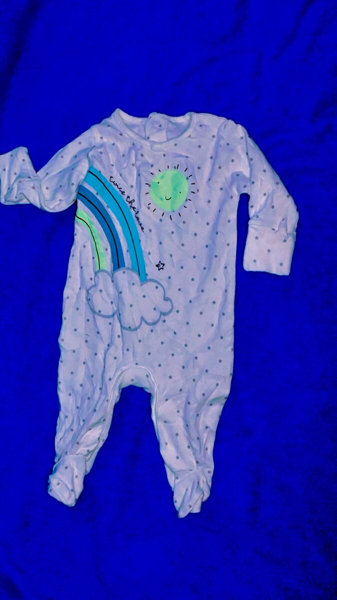 Grenouillère, barboteuses, bavoirs, chapeau ,salopette,polo,