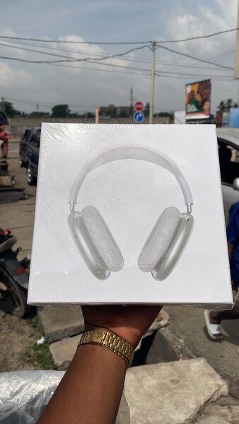 AirPods Max