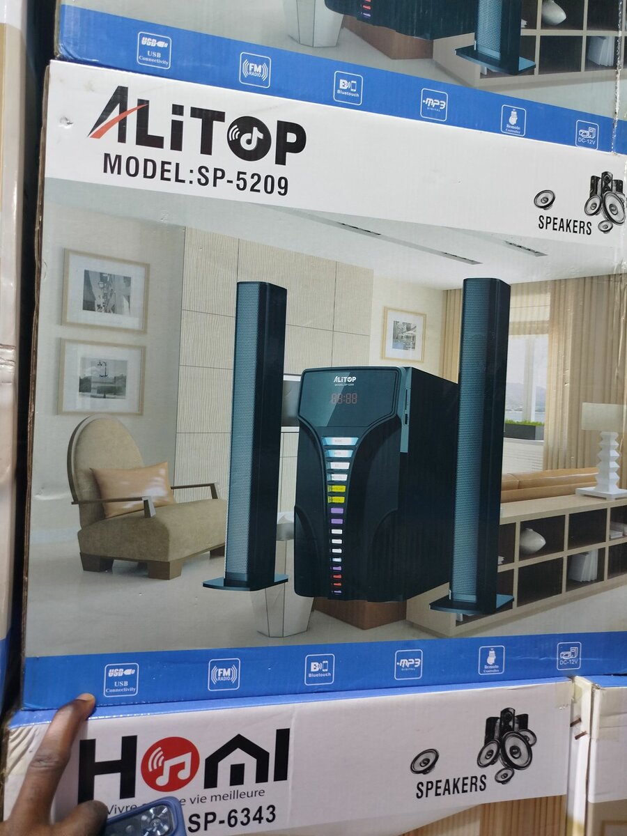 Home cinéma avec 2 barres