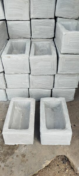 Mangeoire en béton pour lapin