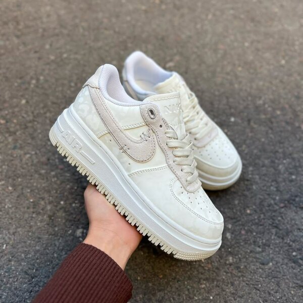 Air Force 1 Low Luxe Summit White/Light Bone