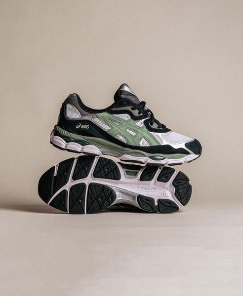 Chaussures de course légères