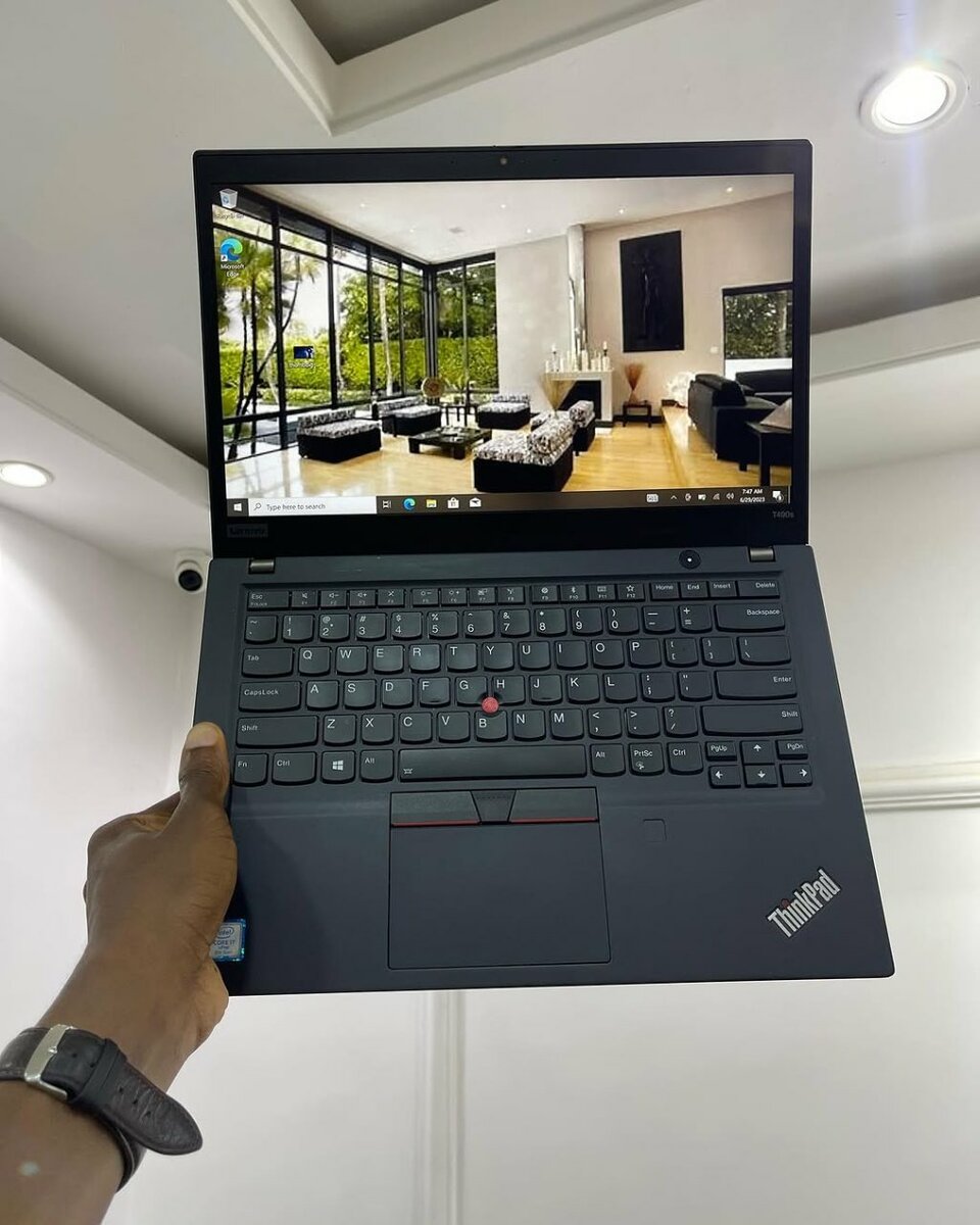 Lenovo Thinkpad T490s