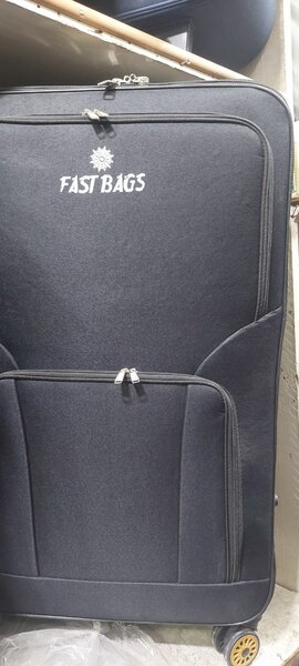 Suitcase 4 veel