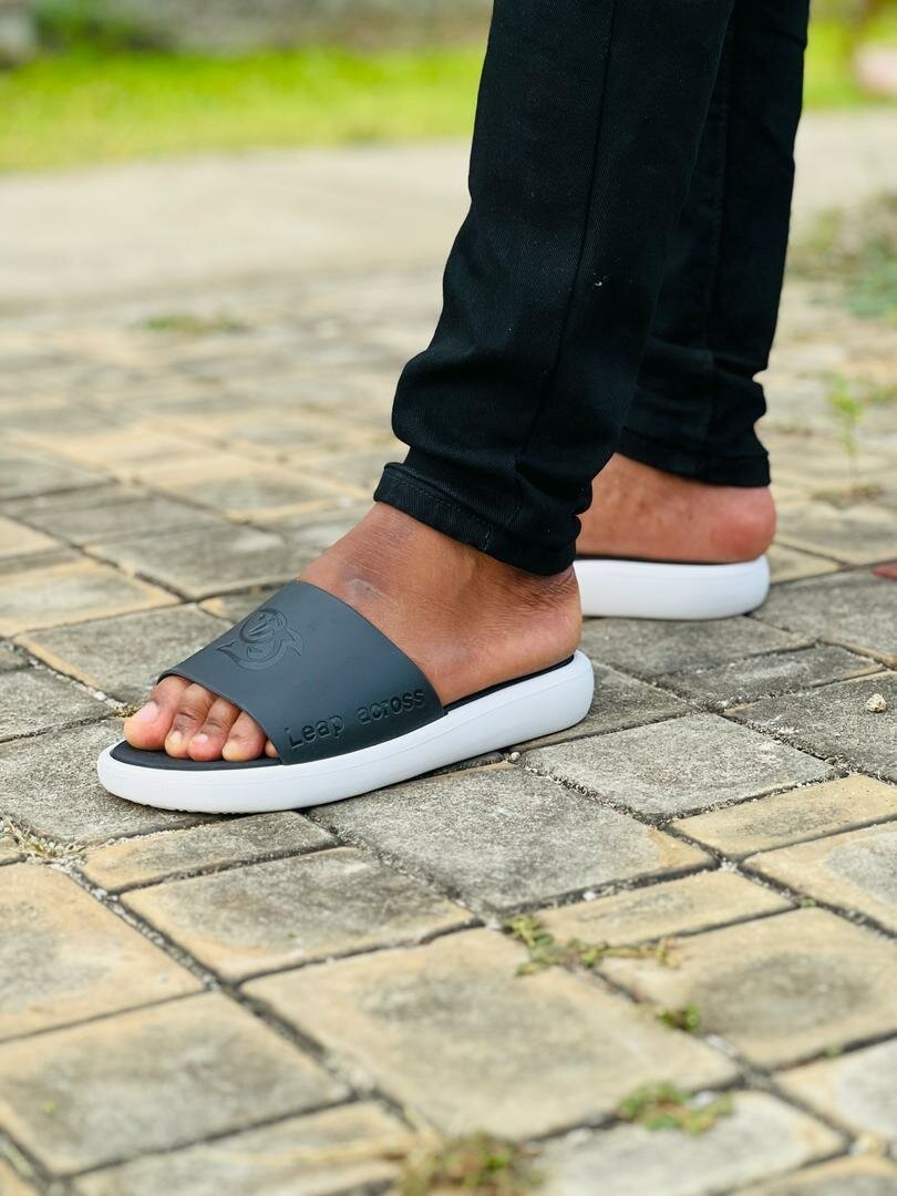 CLAQUETTES confortables LUOFO