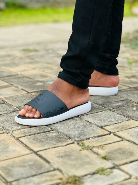 CLAQUETTES confortables LUOFO