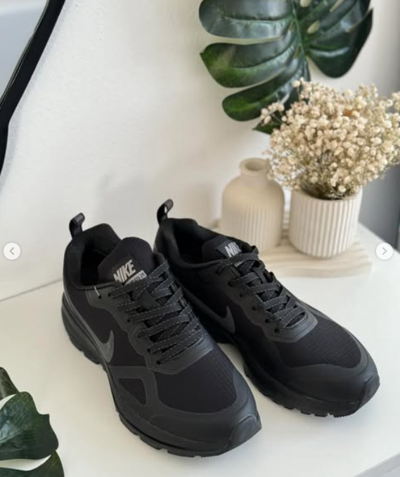 Зимние термо-кроссовки Nike GORE-TEX черные