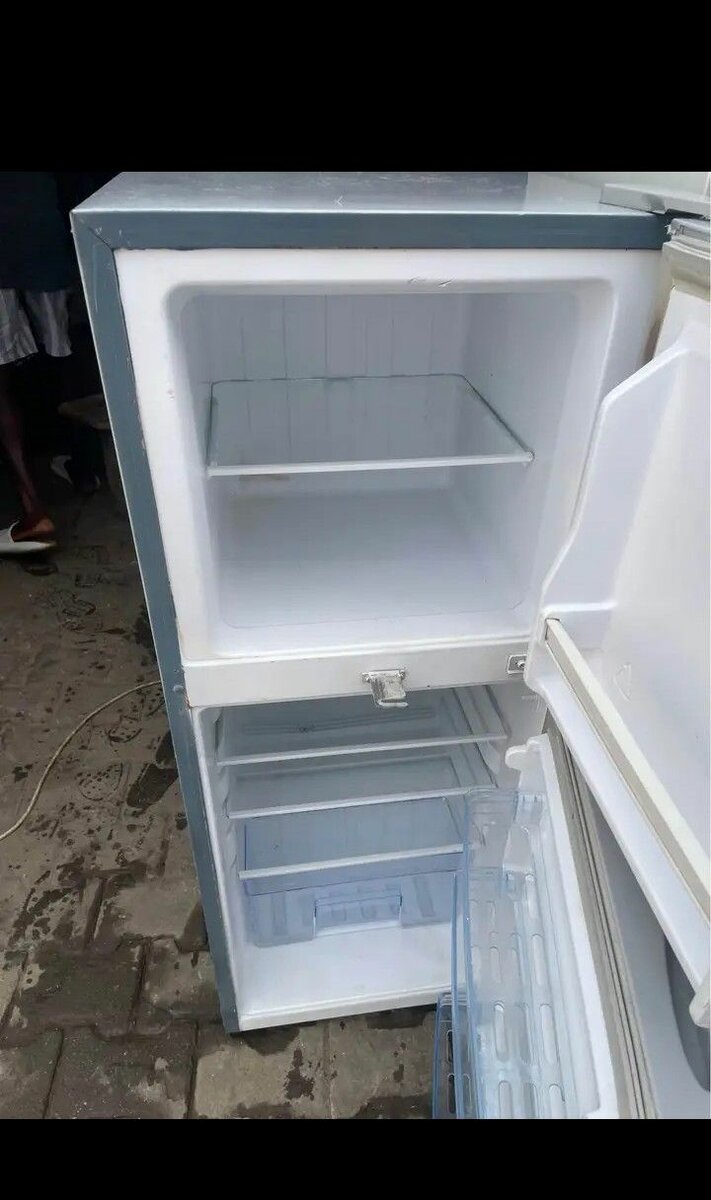 Réfrigérateur combiné moderne