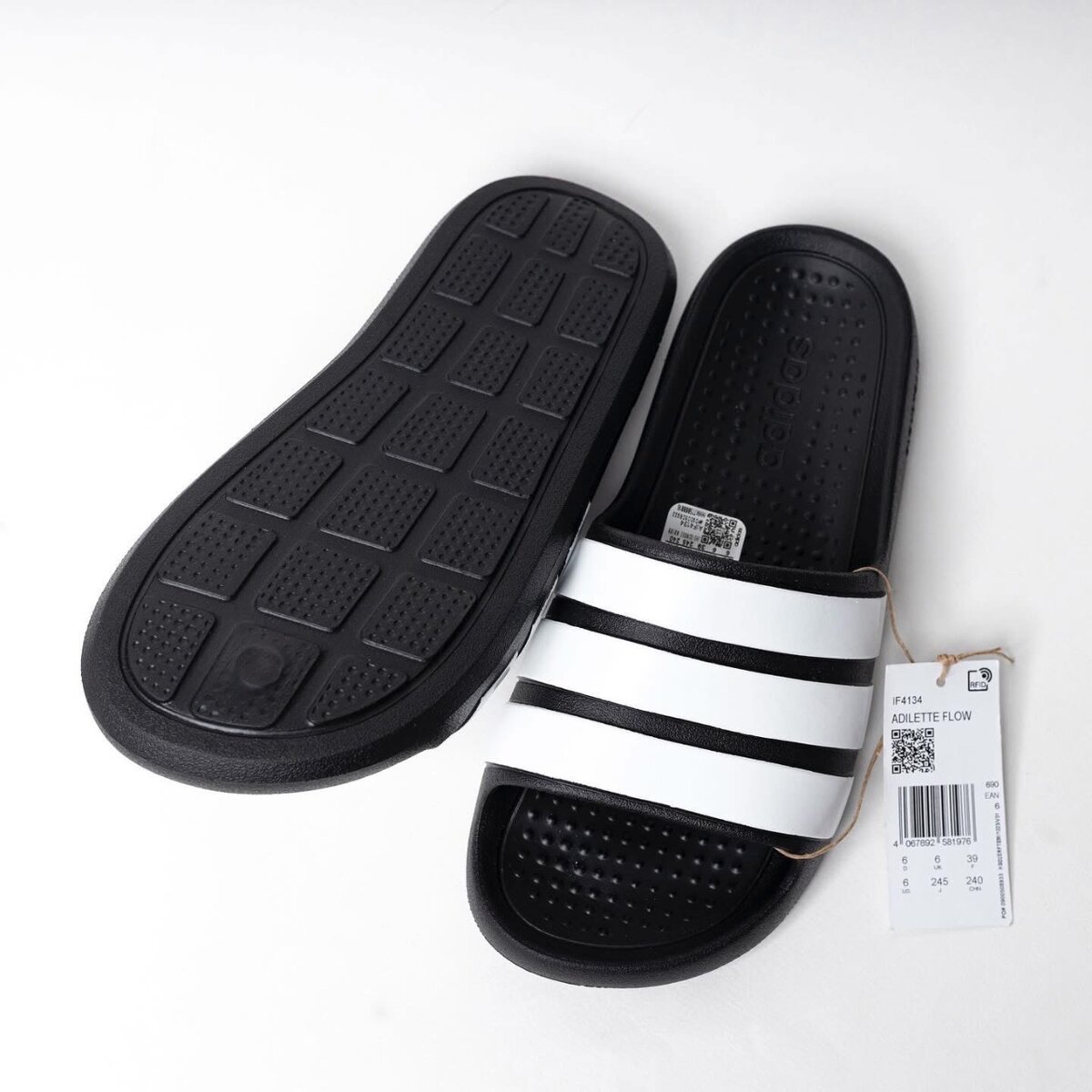 Claquettes Adidas confort