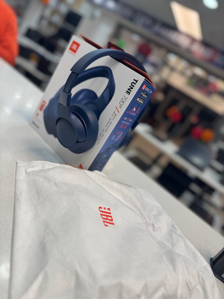 JBL TUNE 720 HEADPHONES