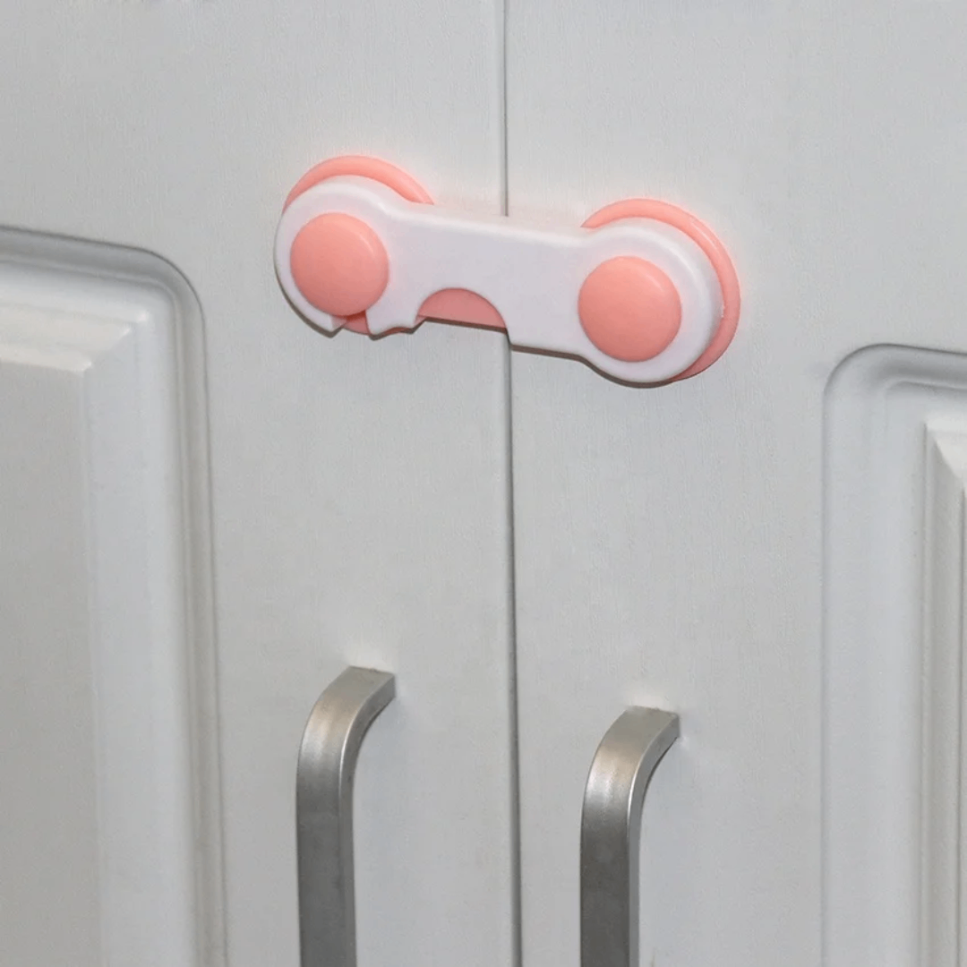 Verrou de sécurité bébé