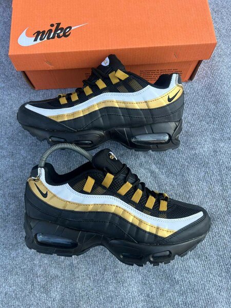 Nike Air Max 95 Noir Doré