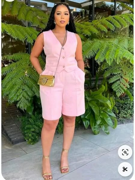 Women's 2-piece suit, vest and shorts