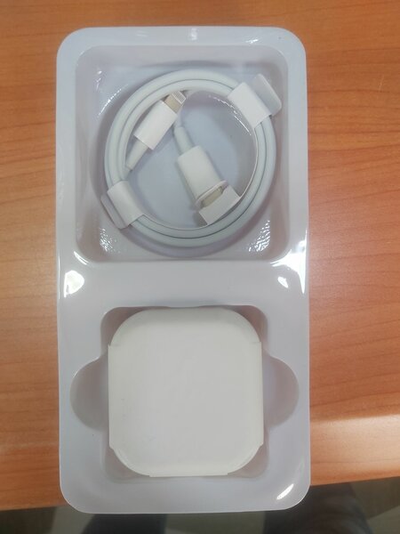 IPHONE 14 PRO MAX 25W USB-TYPE C CHARGER