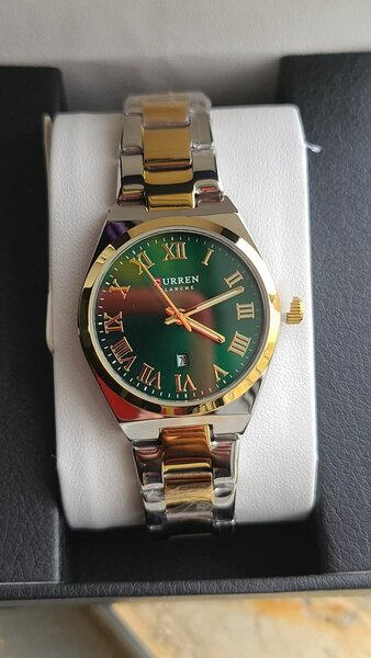 Montre élégante Curren en acier inoxydable