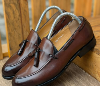  JOHN FOSTER Tassel loafers 