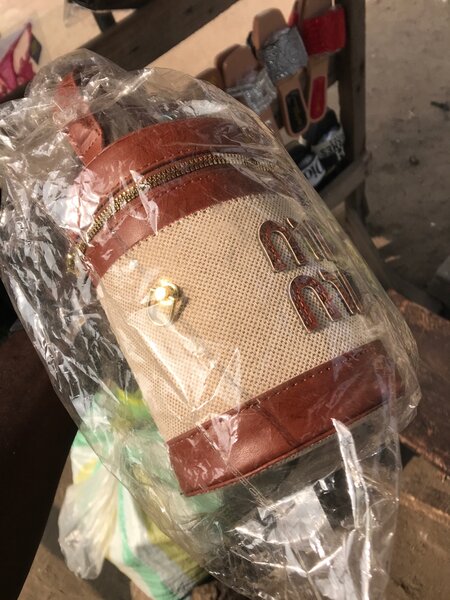 Sac à bandoulière en cuir tissé