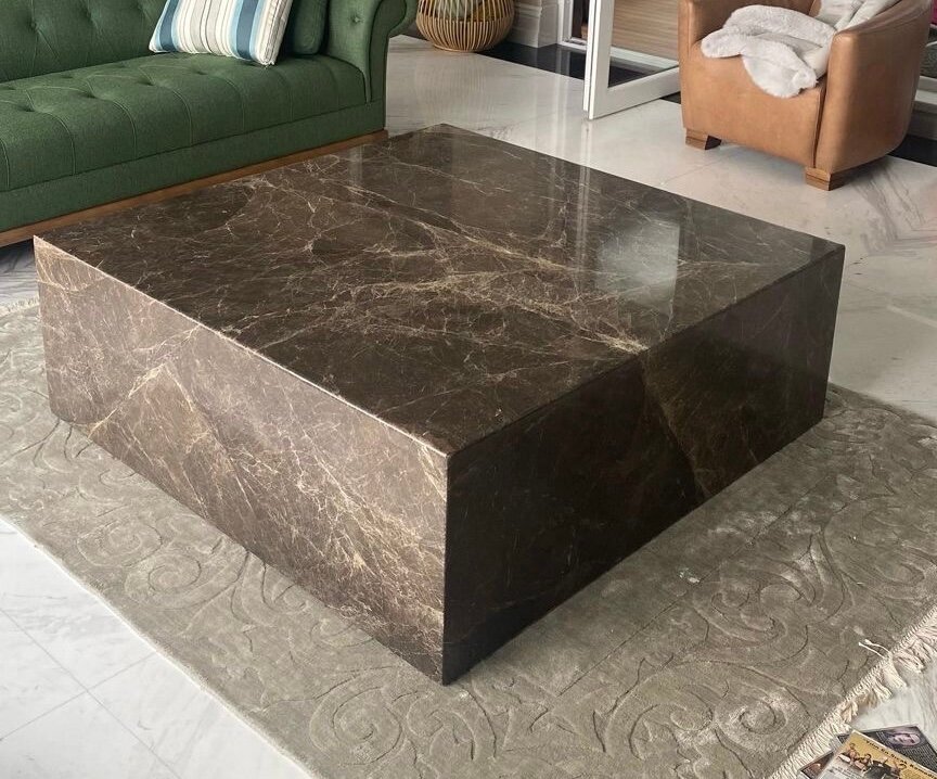 Table basse en marbre luxueuse