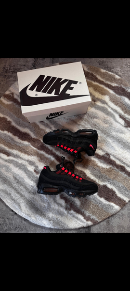 Nike Air Max 95 Colorful Sneakers