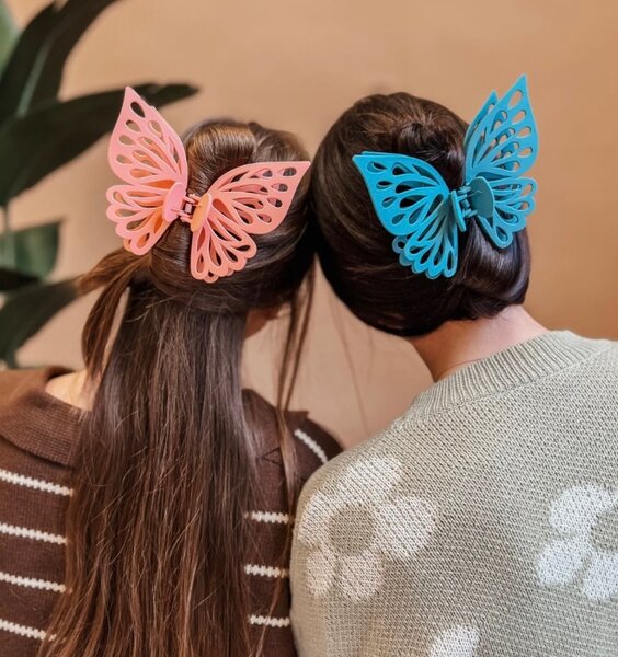 Butterfly claw clips