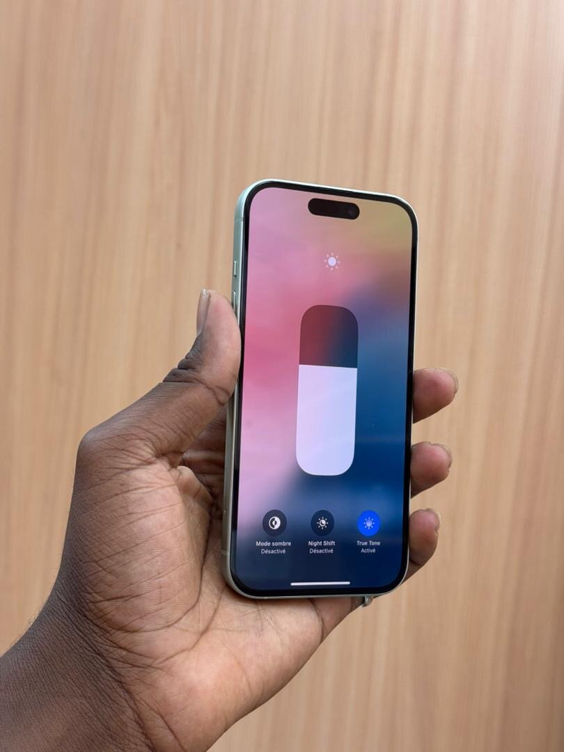 iPhone 15